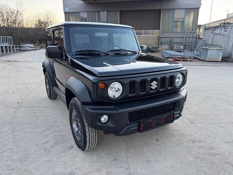 Neu Suzuki Jimny 102 PS (75 kW) 2025 Schwarz SUV