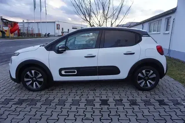 Usata Citroën C3 Shine 125 CV (91 kW) 2021 Bianco Utilitaria
