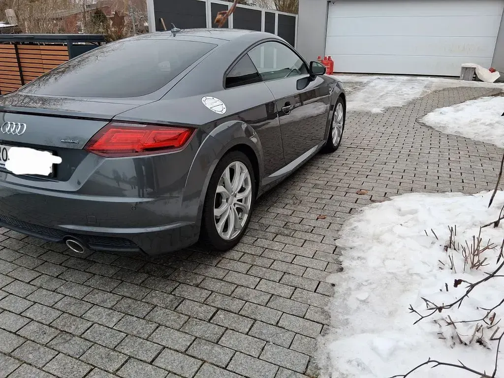 Gebraucht Audi TT Ambiente 184 PS (135 kW) 2017 Grau Coupé