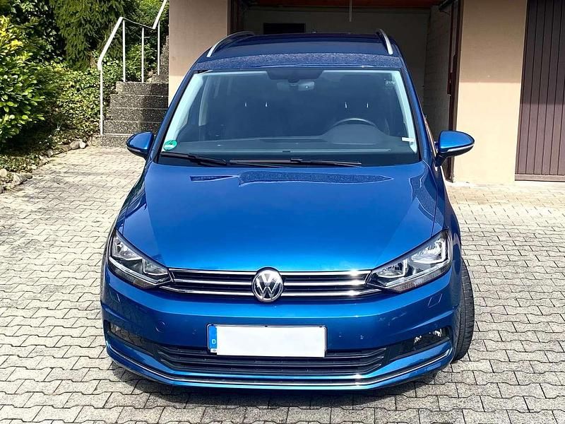 Gebraucht VW Touran Join 150 PS (110 kW) 2019 Blau Van / Kleinbus