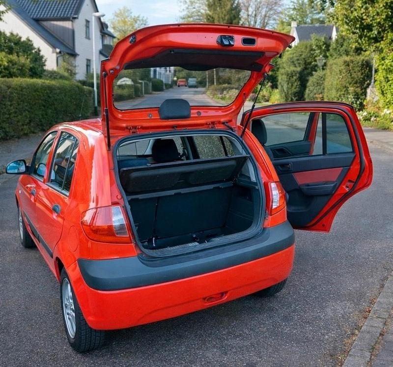 Second-hand Hyundai Getz 2009 Roșu Hatchback