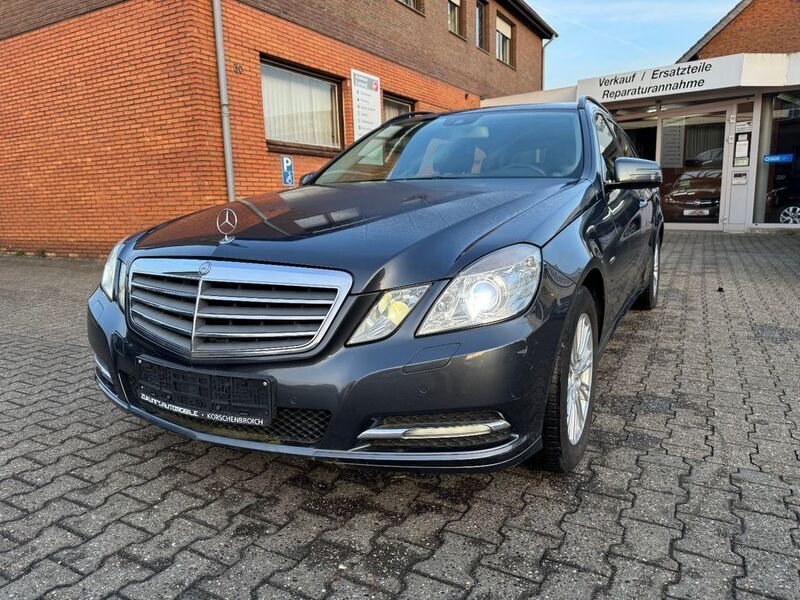 Gebraucht Mercedes E250 204 PS (150 kW) 2011 Tenoritgrau metalliclack Kombi