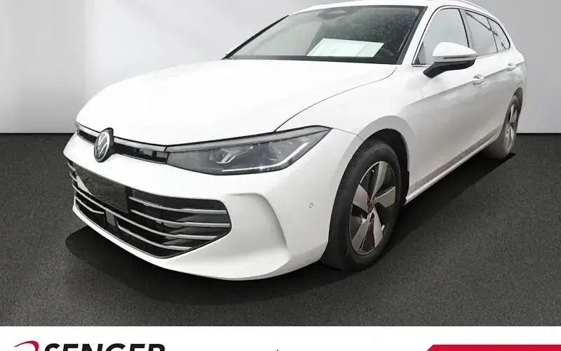 Gebraucht VW Passat Elegance 150 PS (110 kW) 2024 Weiß Kombi