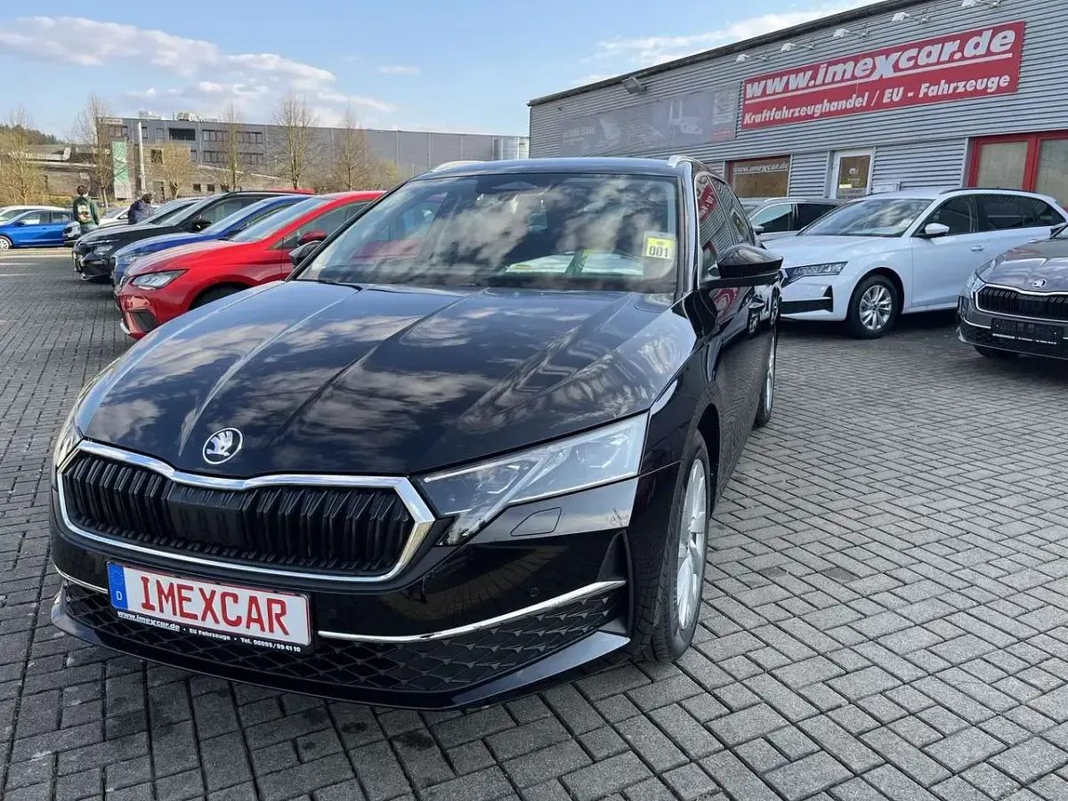 Ny Skoda Octavia Selection 150 HK (110 kW) 2025 Sort Stationcar