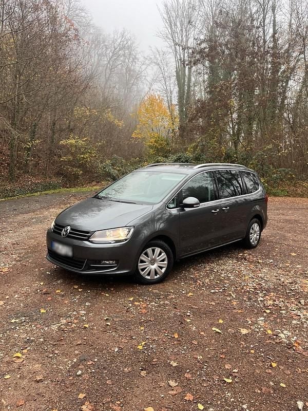 Gebraucht VW Sharan 150 PS (110 kW) 2015 Grau Van / Kleinbus