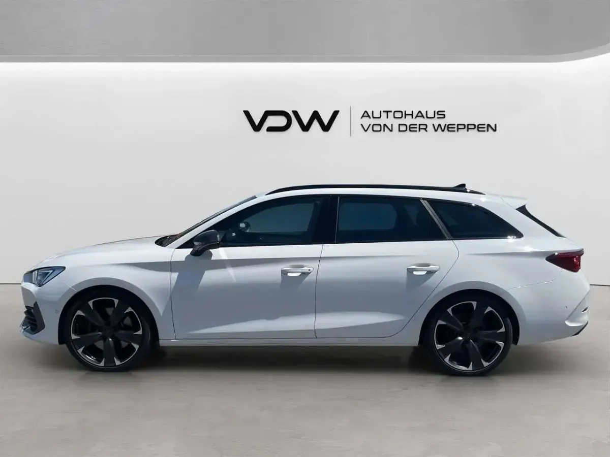 Gebraucht Cupra Leon VZ 245 PS (180 kW) 2024 Candy weiß SUV