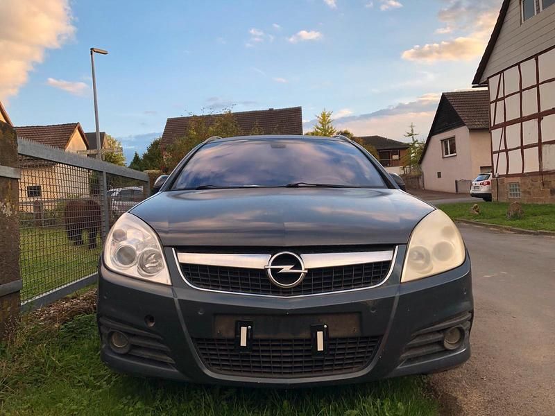 Blau Gebraucht 2007 Opel Vectra Kombi | 650 € (Superpreis) - Bild 1/4