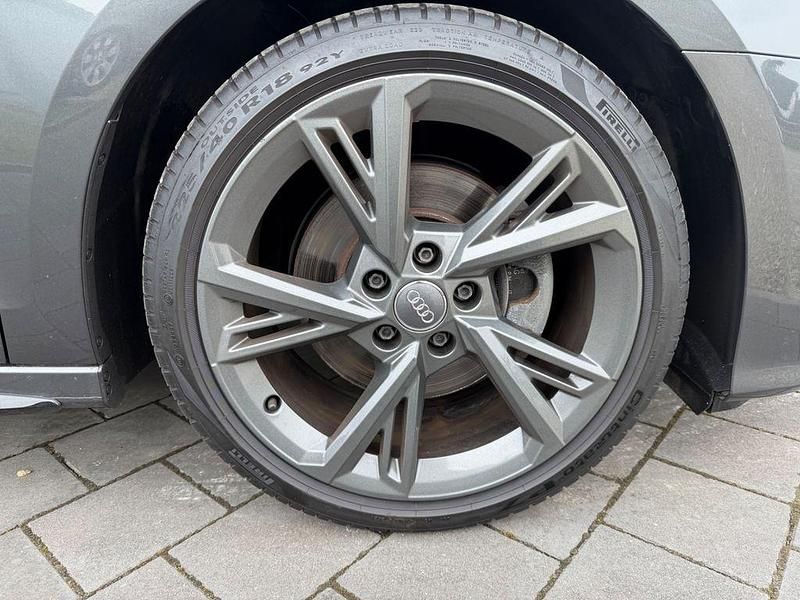 Gebraucht Audi A3 S-Line 150 PS (110 kW) 2021 Grau Limousine