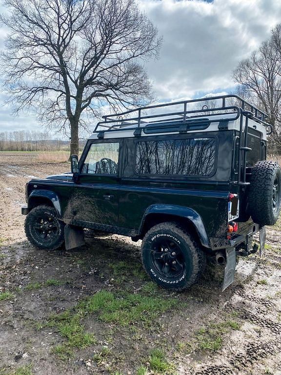 Gebraucht Land Rover Defender SE 122 PS (89 kW) 2008 Schwarz SUV