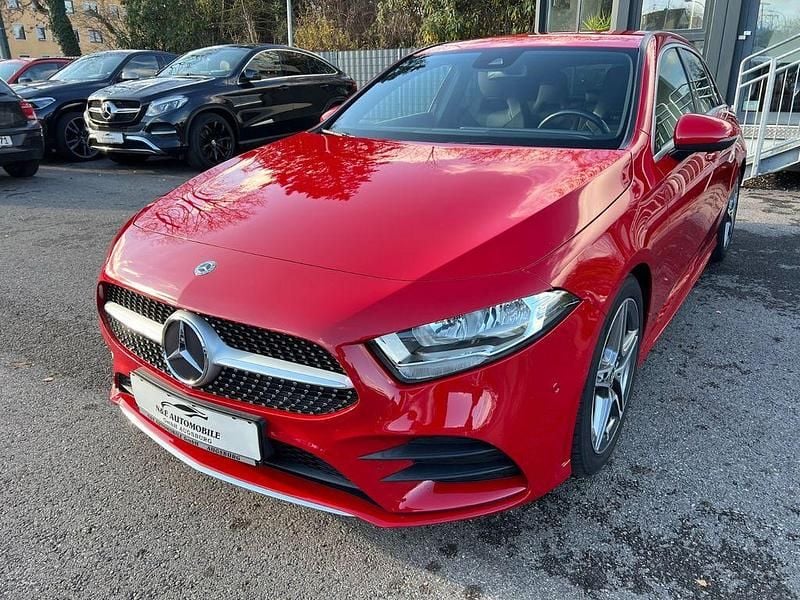 Gebraucht Mercedes A180 AMG line 136 PS (100 kW) 2019 Rot Limousine