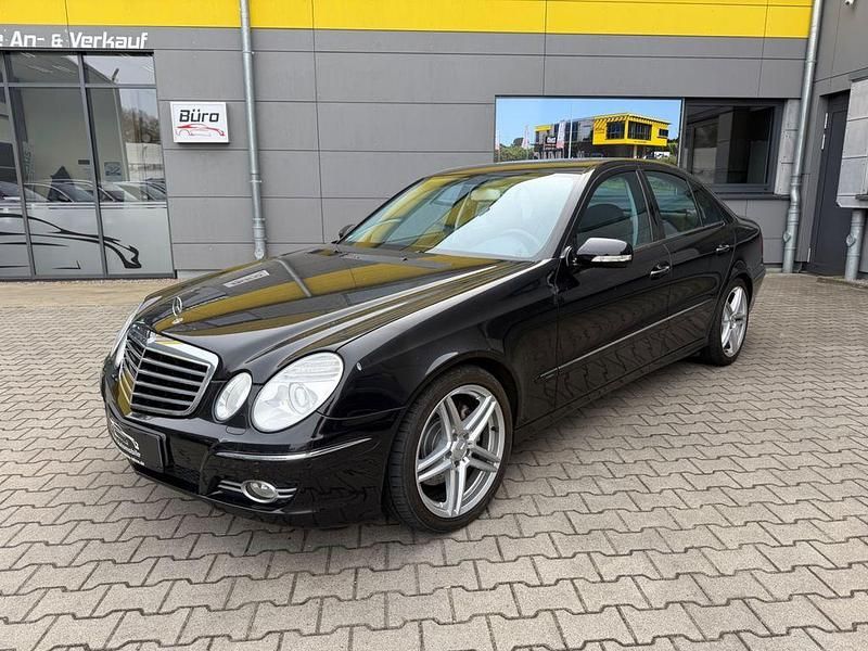 Gebraucht Mercedes E320 Avantgarde 224 PS (164 kW) 2006 Schwarz Limousine