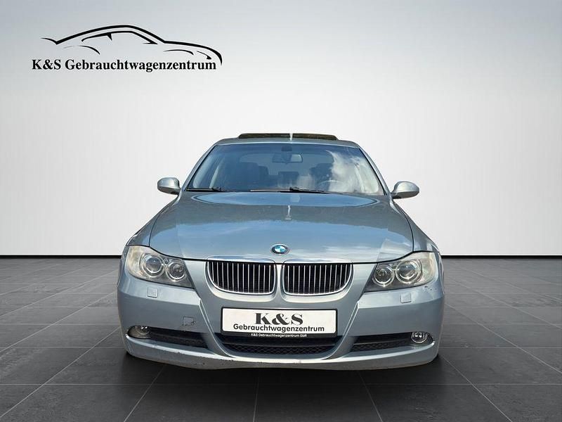 Gebraucht BMW 325 Performance 197 PS (144 kW) 2007 Limousine