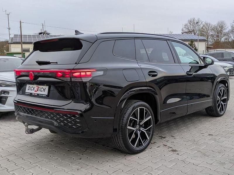 Gebraucht VW Tayron R-line 193 PS (141 kW) 2025 Schwarz SUV