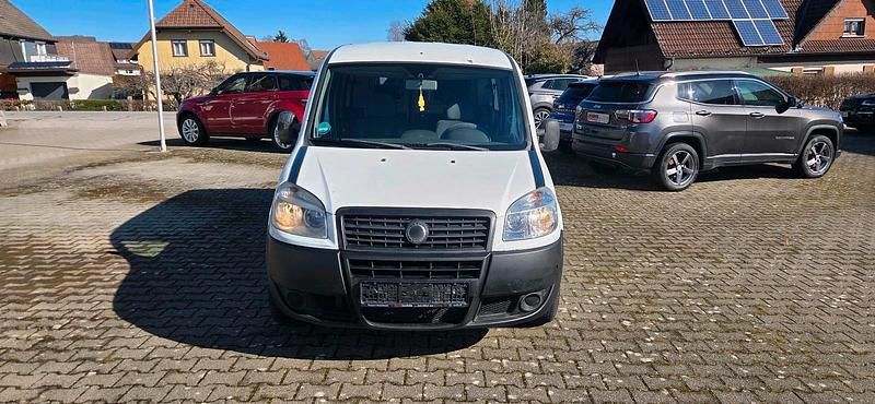 Gebraucht Fiat Doblò 78 PS (57 kW) 2006 Weiß Van / Kleinbus