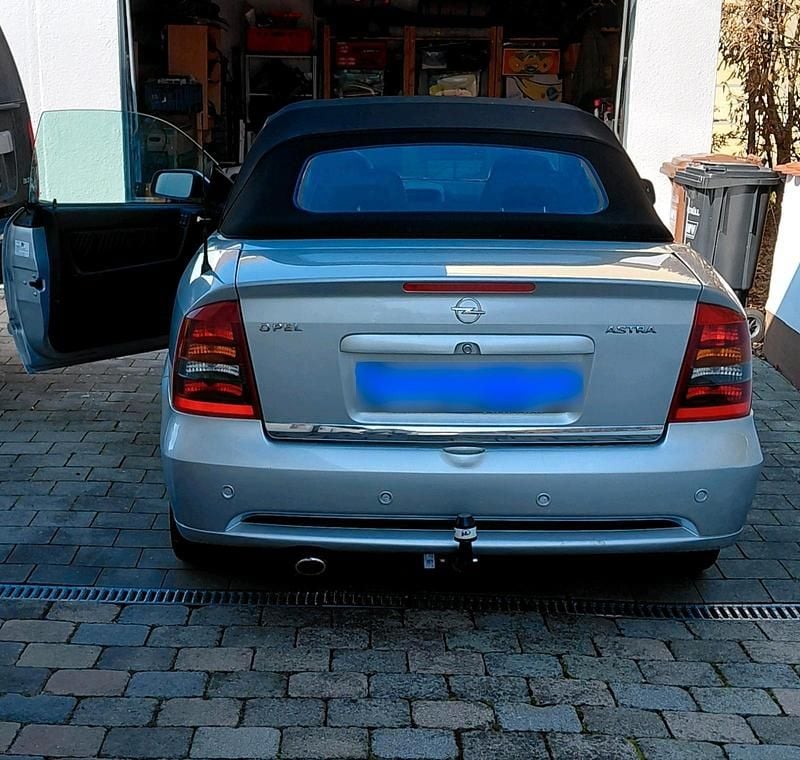 Gebraucht Opel Astra 146 PS (107 kW) 2001 Silber Cabrio
