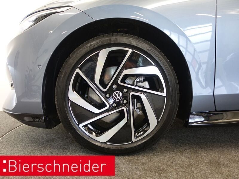 Gebraucht VW ID.7 Pro 210 kW (286 PS) 2024 Blau Kombi