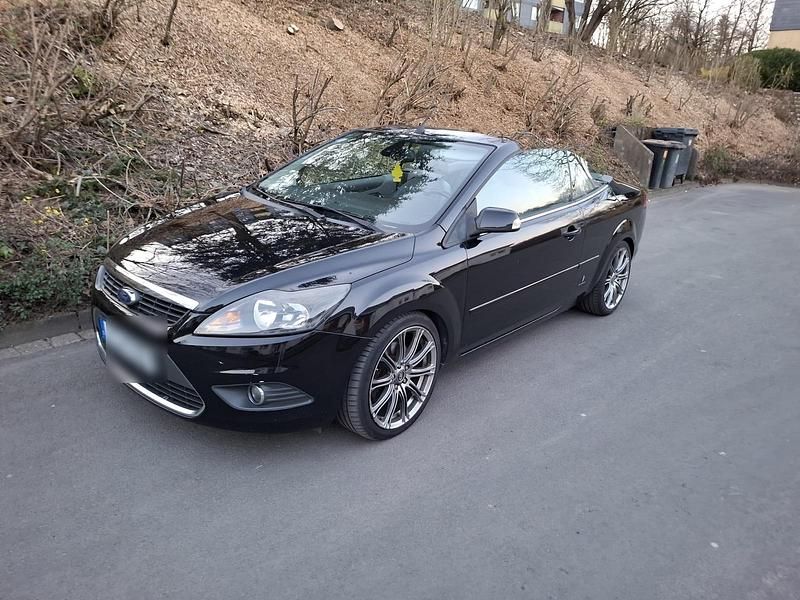 Schwarz Gebraucht 2009 Ford Focus Cabriolet Cabrio | 3.800 € (Fairer Preis) - Bild 1/4