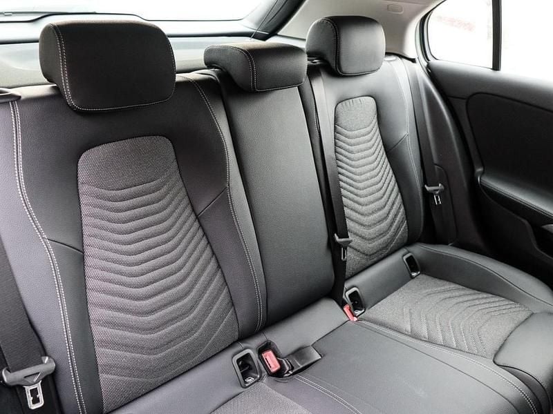 Gebraucht Mercedes A250 Progressive 218 PS (160 kW) 2024 Silber metalliclack hightechs Limousine