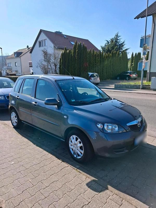 Gebraucht Mazda 2 68 PS (50 kW) 2005 Grau Kleinwagen