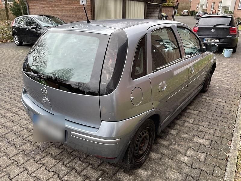 Second-hand Opel Corsa 80 CP (58 kW) 2006 Gri Hatchback