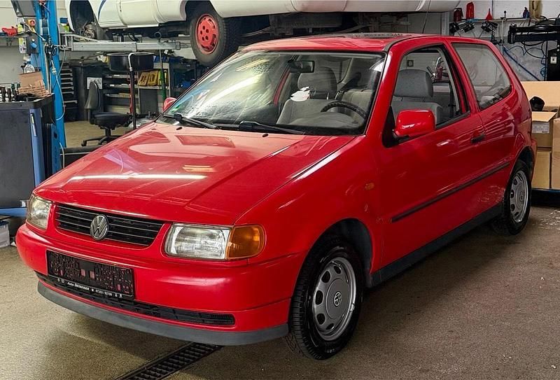 Rot Gebraucht 1997 VW Polo Kleinwagen | 1.600 € (Fairer Preis) - Bild 1/4