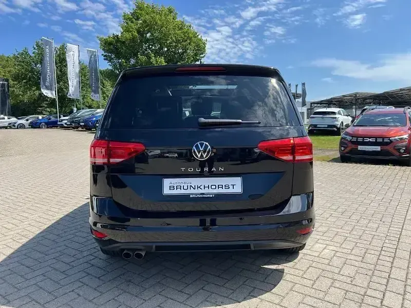 Gebraucht VW Touran Goal 150 PS (110 kW) 2025 Schwarz (deep black perleffekt) Van / Kleinbus