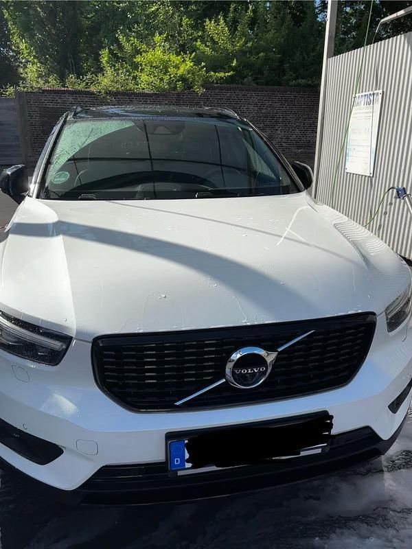 Gebraucht Volvo XC40 R-Design 190 PS (139 kW) 2018 Weiß SUV