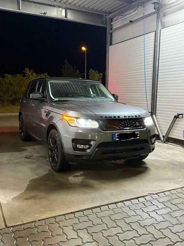 Silber Gebraucht 2014 Land Rover Range Rover Sport HSE SUV | 29.350 € (Teuer) - Bild 1/4