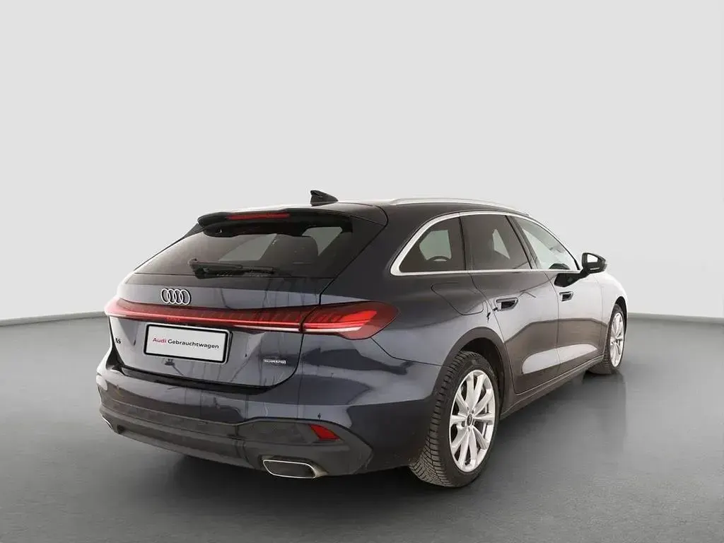 Gebraucht Audi A5 299 PS (219 kW) 2025 Firmamentblau metallic Kombi