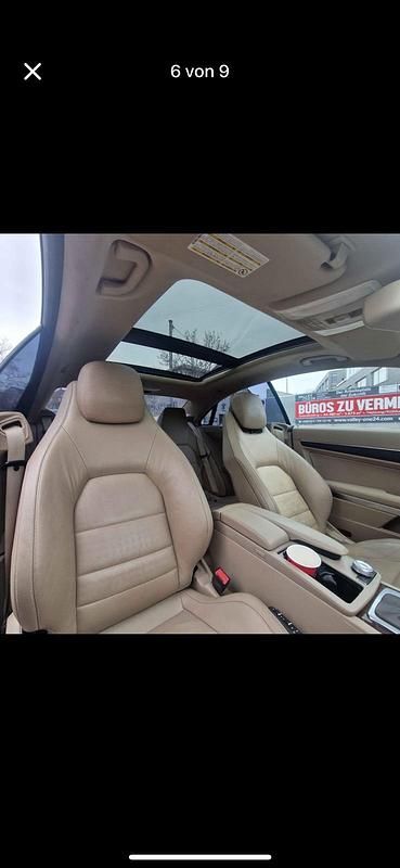 Grau Gebraucht 2009 Mercedes E250 Coupé | 8.000 € (Fairer Preis) - Bild 1/4