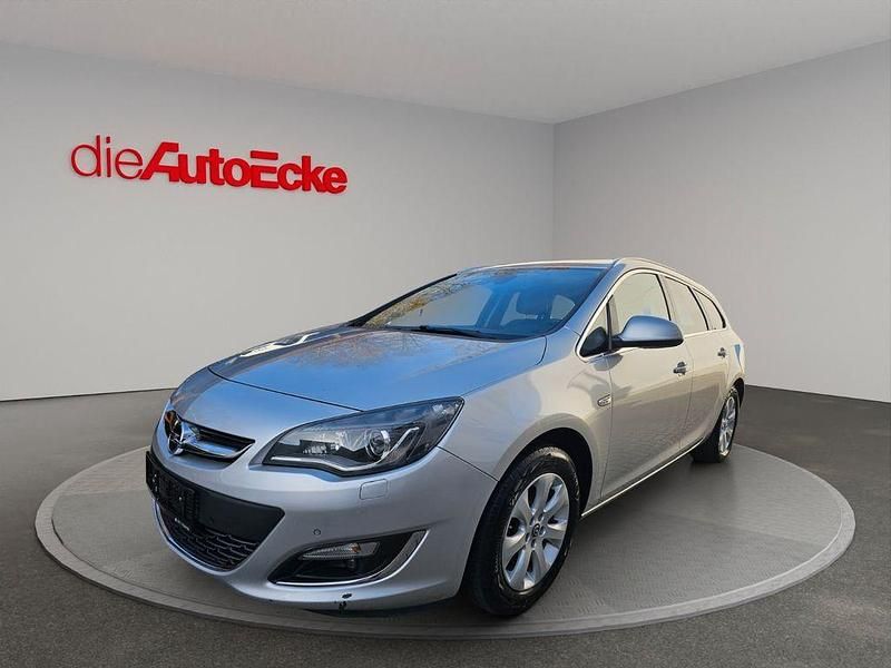 Silber Gebraucht 2015 Opel Astra Exklusiv Kombi | 7.800 € (Fairer Preis) - Bild 1/4