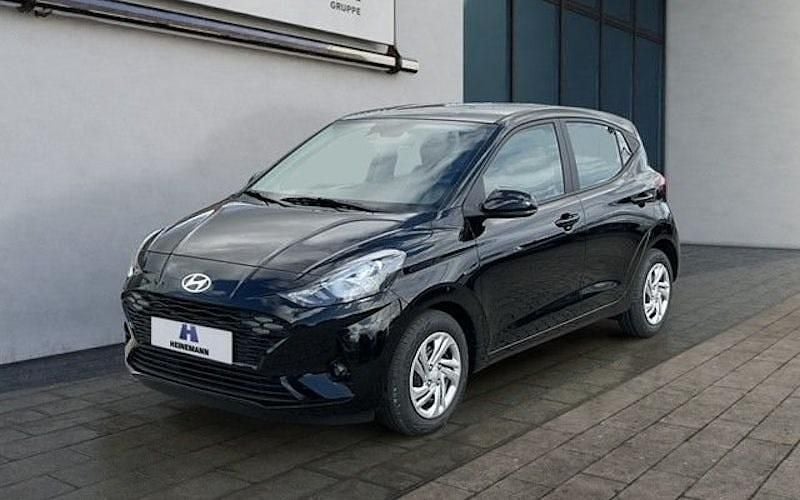 Phantom black mineraleffekt Neu 2025 Hyundai i10 Select Kleinwagen | 13.950 € (Superpreis) - Bild 1/4