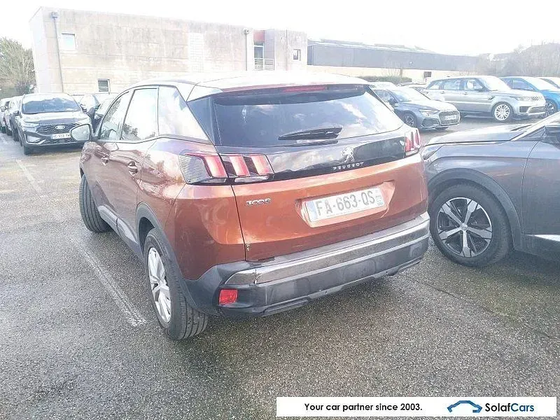 Gebraucht Peugeot 3008 131 PS (96 kW) 2018 Braun SUV