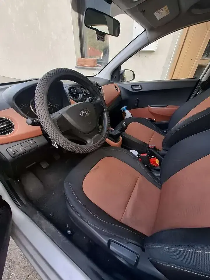 Gebraucht Hyundai i10 Intro Edition 65 PS (47 kW) 2017 Kleinwagen