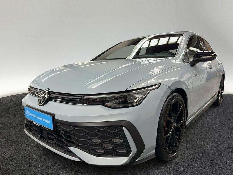 Gebraucht VW Golf VIII Style 265 PS (194 kW) 2024 Blau Limousine