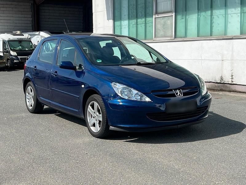 Gebraucht Peugeot 307 110 PS (80 kW) 2004 Blau Kleinwagen