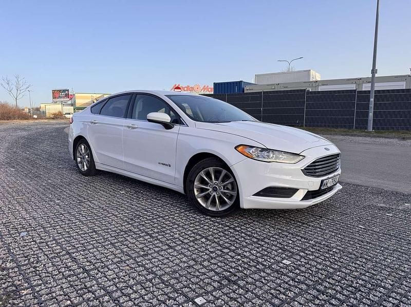 Gebraucht Ford Fusion 101 PS (74 kW) 2016 Weiß Limousine