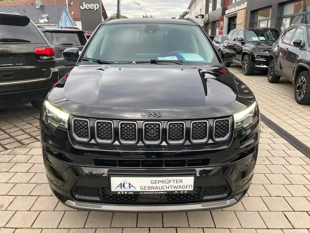Gebraucht Jeep Compass 131 PS (96 kW) 2023 Schwarz SUV