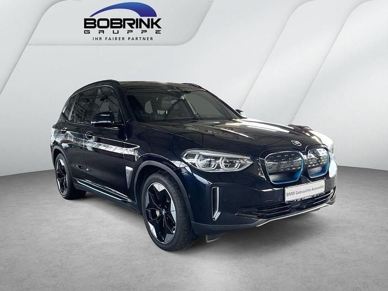 Gebraucht BMW iX3 Impressive 210 kW (286 PS) 2022 Schwarz SUV