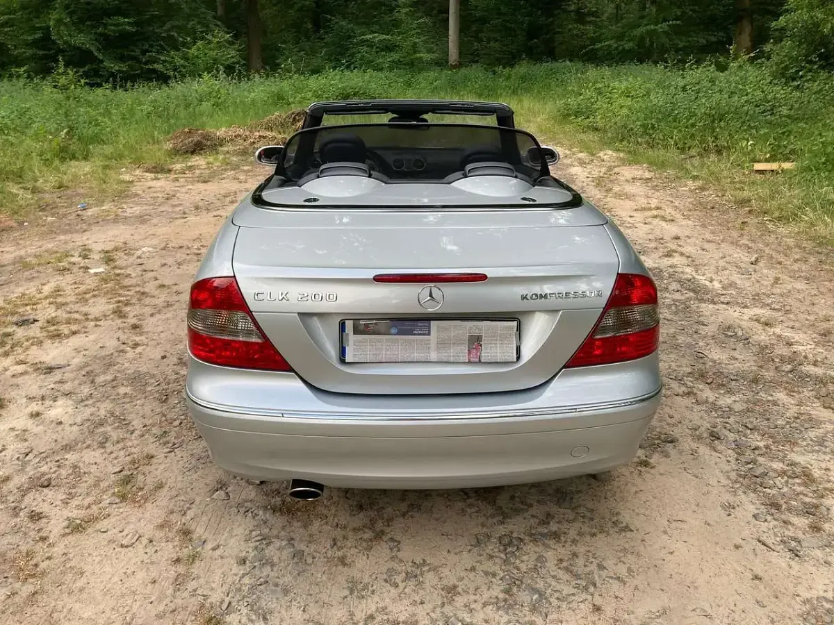 Gebraucht Mercedes CLK200 Avantgarde 184 PS (135 kW) 2007 Silber Cabrio