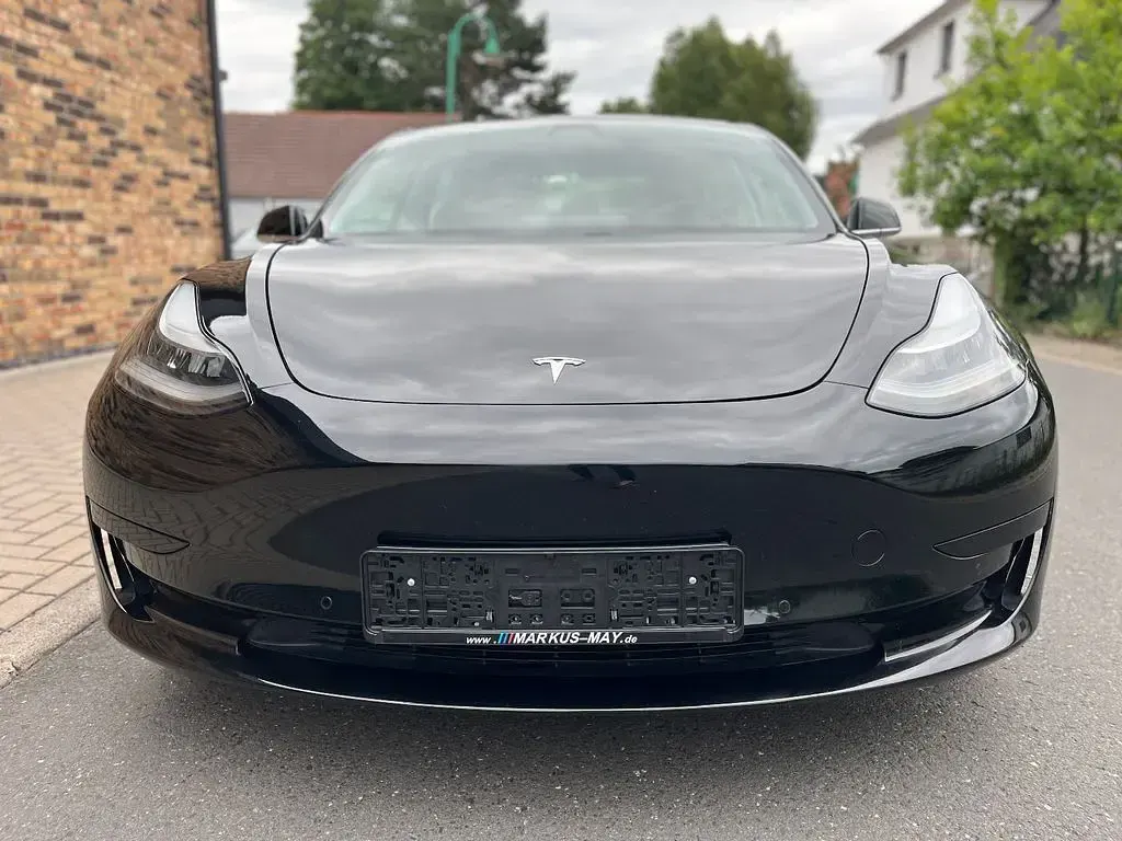 Gebraucht Tesla Model 3 Long Range RWD 239 kW (325 PS) 2019 Schwarz Limousine