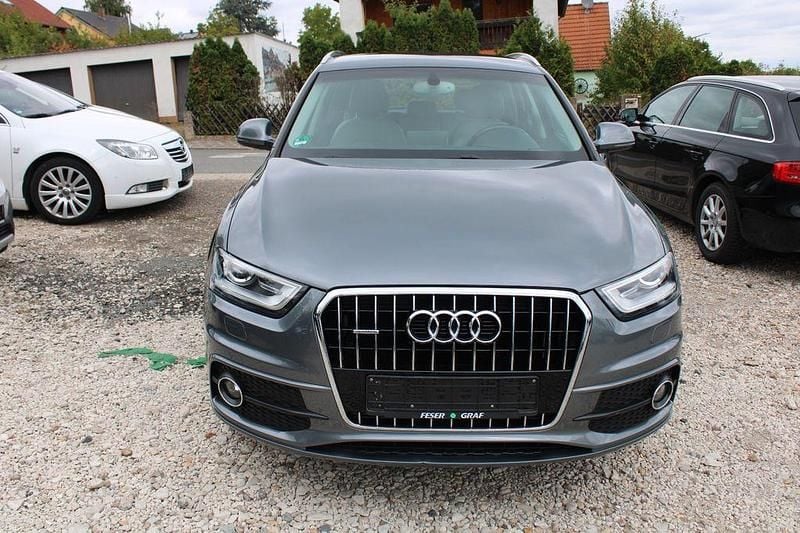Grau Gebraucht 2014 Audi Q3 S-Line SUV | 13.500 € (Superpreis) - Bild 1/4
