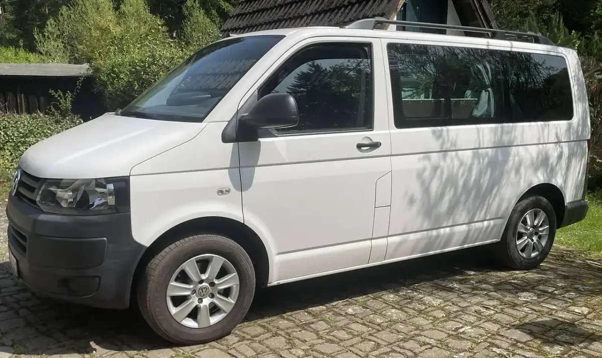 Gebraucht VW Multivan 140 PS (102 kW) 2014 Weiß Van / Kleinbus