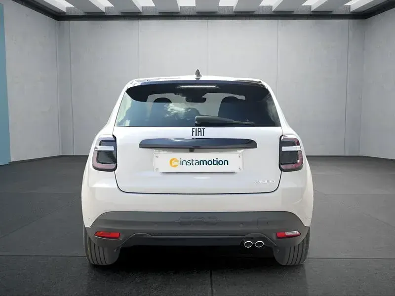 Neu Fiat 600 145 PS (106 kW) 2026 Beige SUV