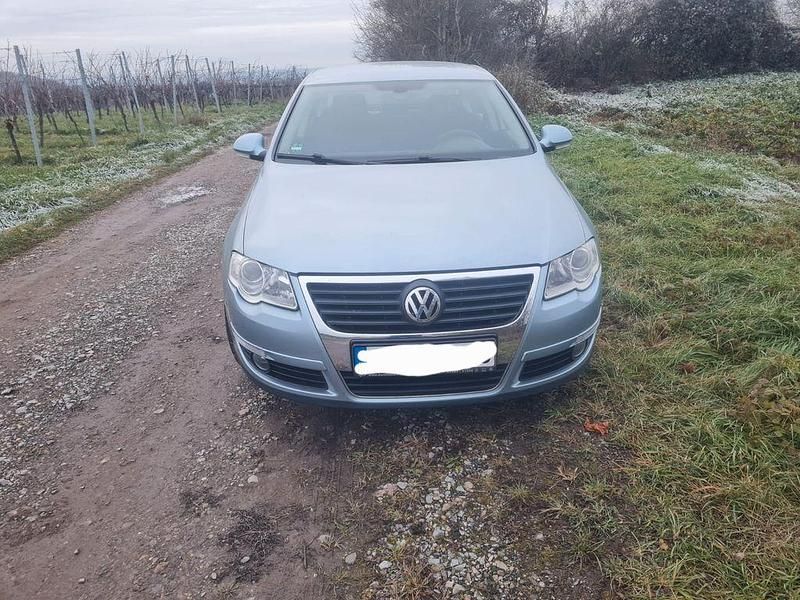 Gebraucht VW Passat Trendline 116 PS (85 kW) 2005 Blau Limousine