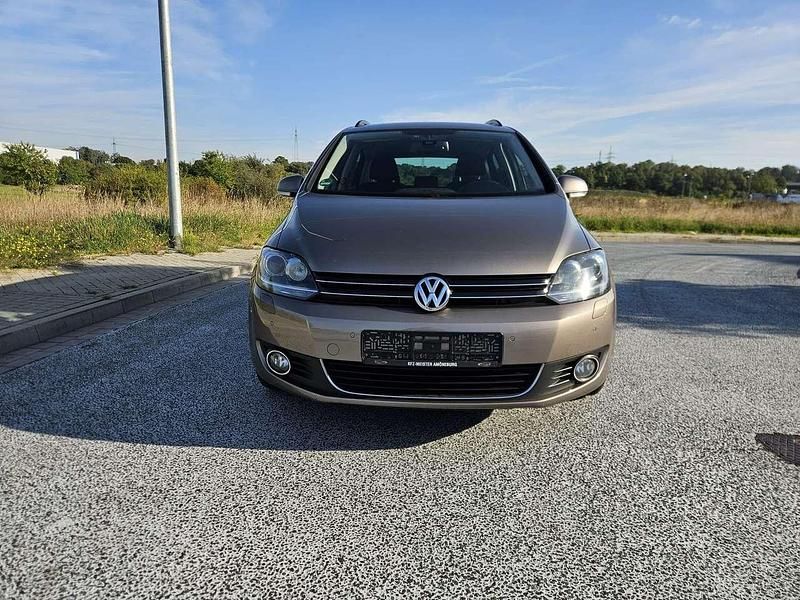 Gebraucht VW Golf VII Highline 160 PS (117 kW) 2013 Kaschmirbraun Kleinwagen