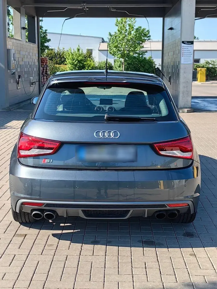 Gebraucht Audi S1 Sportback Sport 231 PS (169 kW) 2016 Grau Kleinwagen