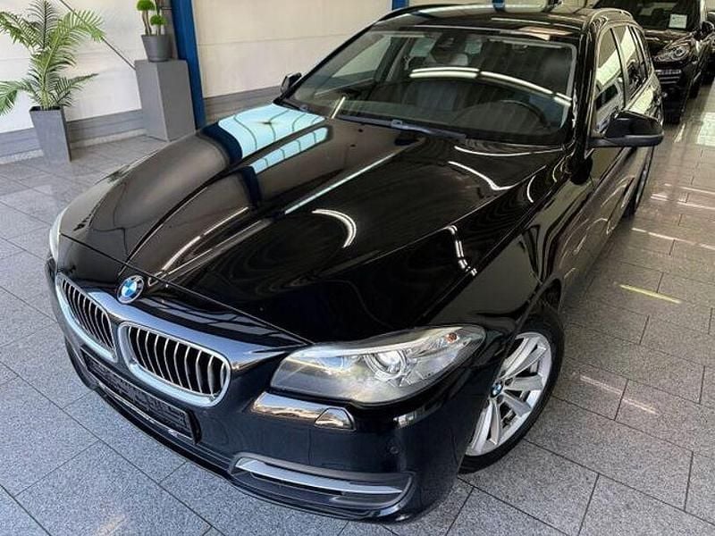 Gebraucht BMW 520 Comfort Edition 190 PS (139 kW) 2015 Schwarz Limousine