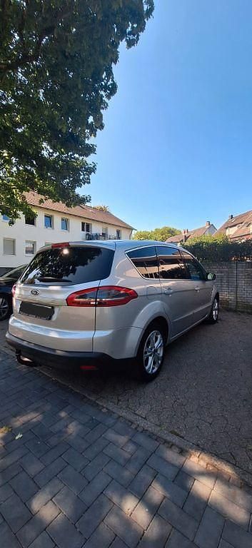 Silber Gebraucht 2012 Ford S-MAX Trend Van / Kleinbus | 5.500 € (Fairer Preis) - Bild 1/4