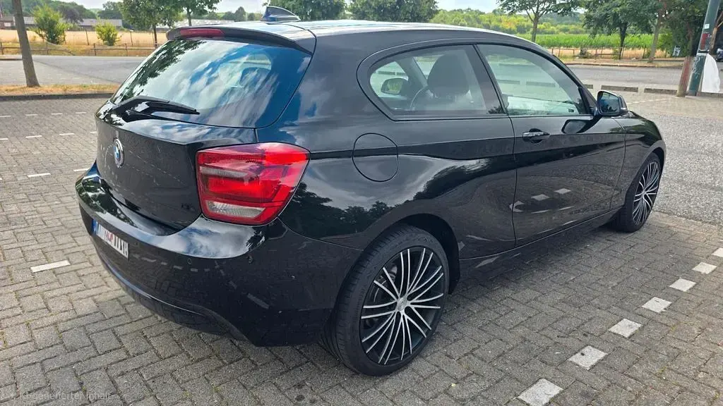 Gebraucht BMW 114 Urban Line 95 PS (69 kW) 2013 Schwarz Kleinwagen